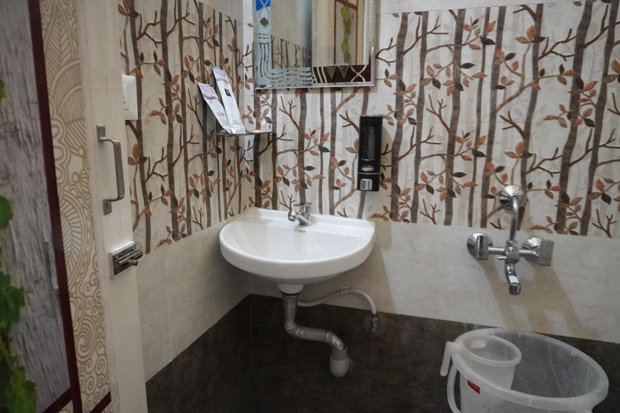 Tirumala Premium Home Stay Tirupati Exterior photo